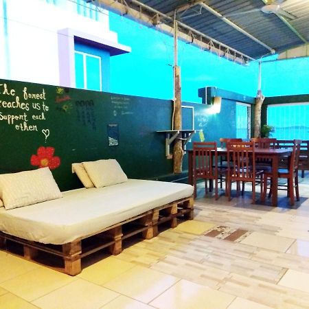 Sandakan Backpackers Hostel Extérieur photo