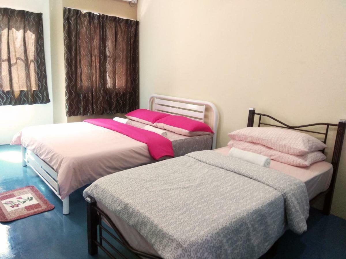 Sandakan Backpackers Hostel Extérieur photo