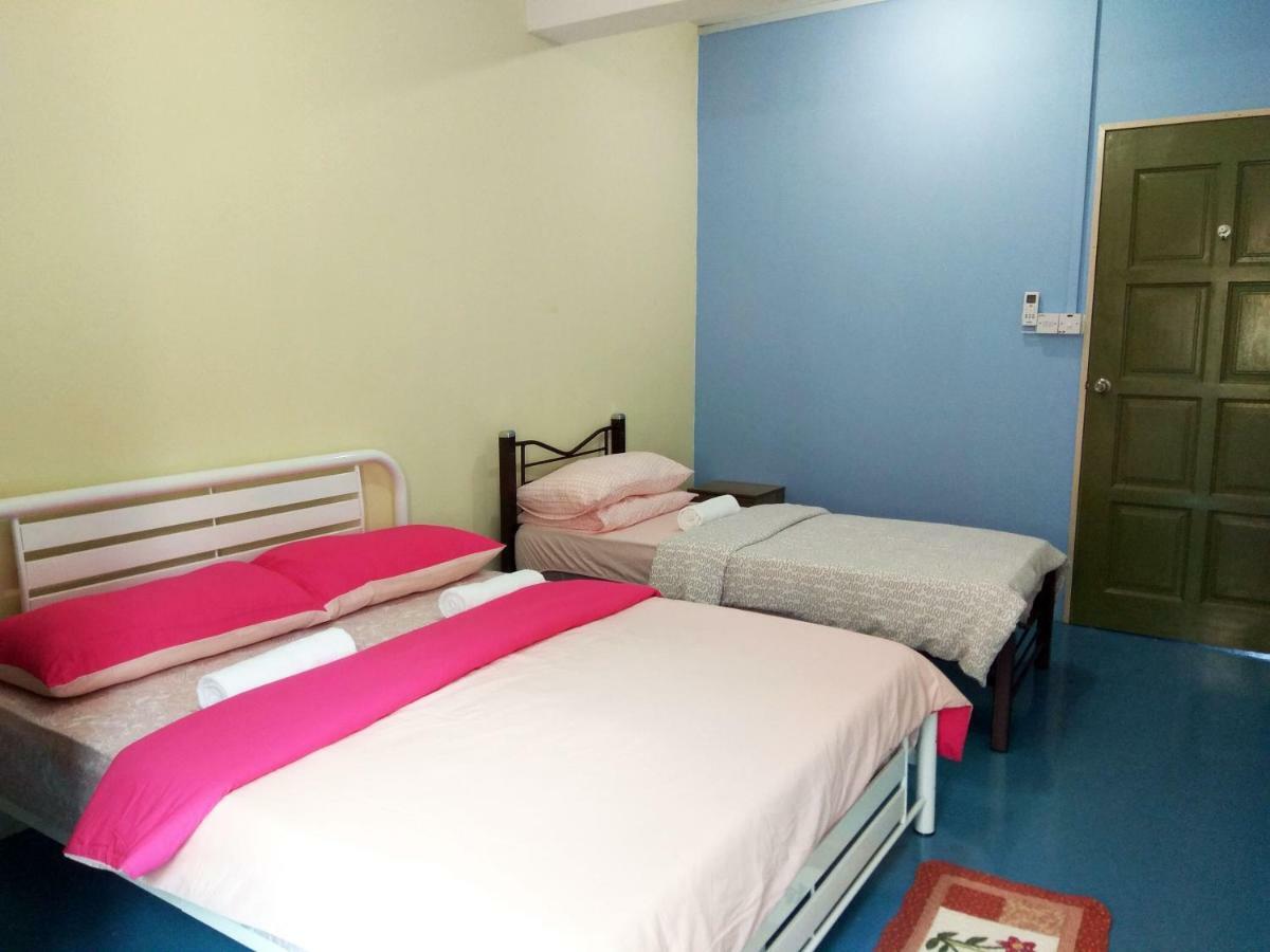 Sandakan Backpackers Hostel Extérieur photo