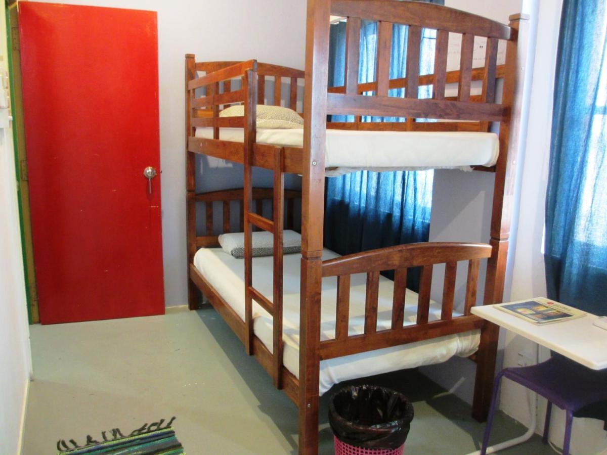 Sandakan Backpackers Hostel Extérieur photo